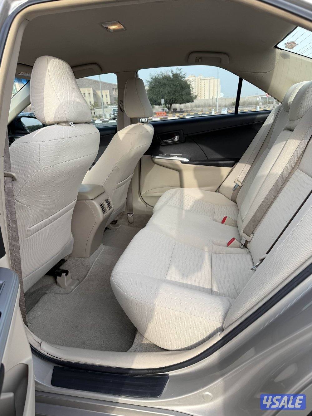 للبيع كامري 20176