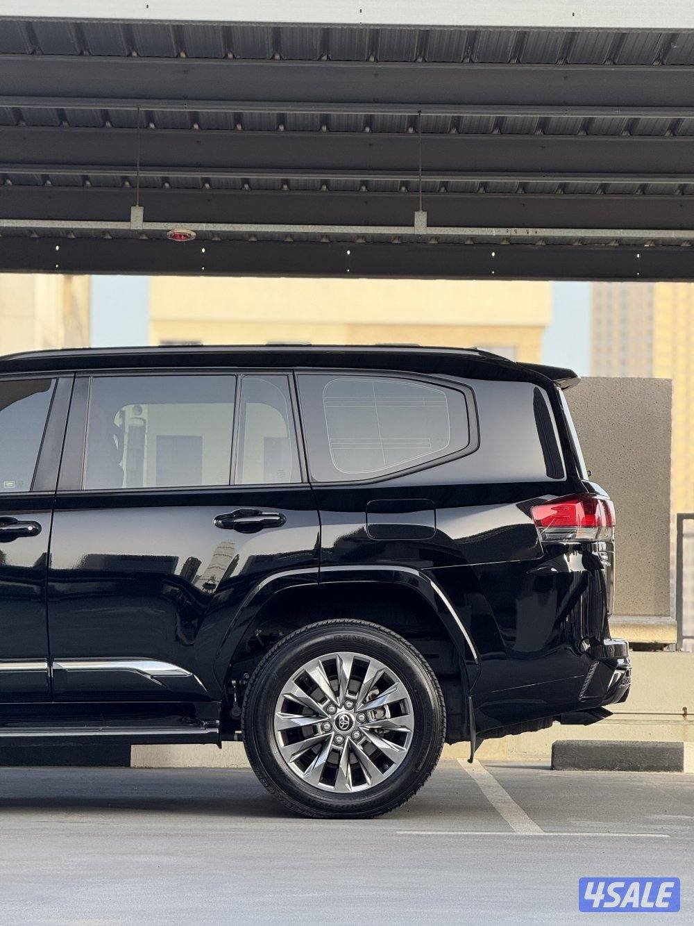 Aero S Twin Turbo / 2024 / 25 km لون الاصلي برونزي حماية لون اسود4