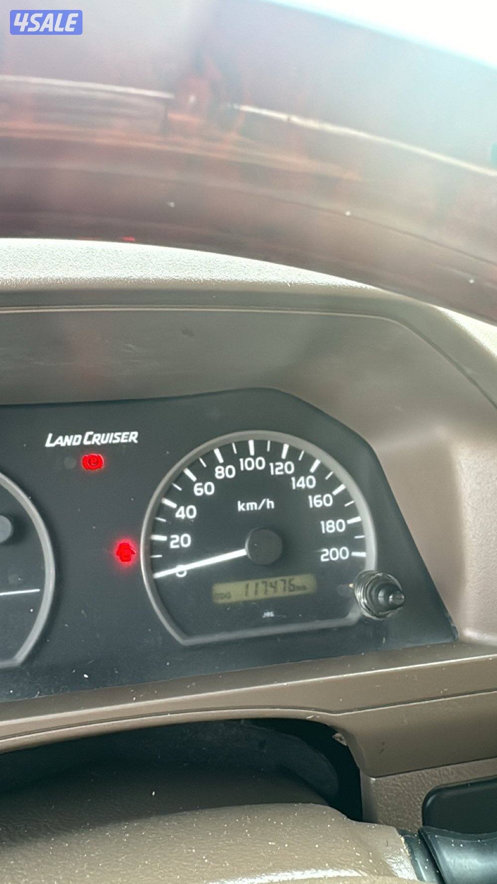 ربع تويوتا ٢٠١٩ وارد الساير ماشي ١١٧ الف4