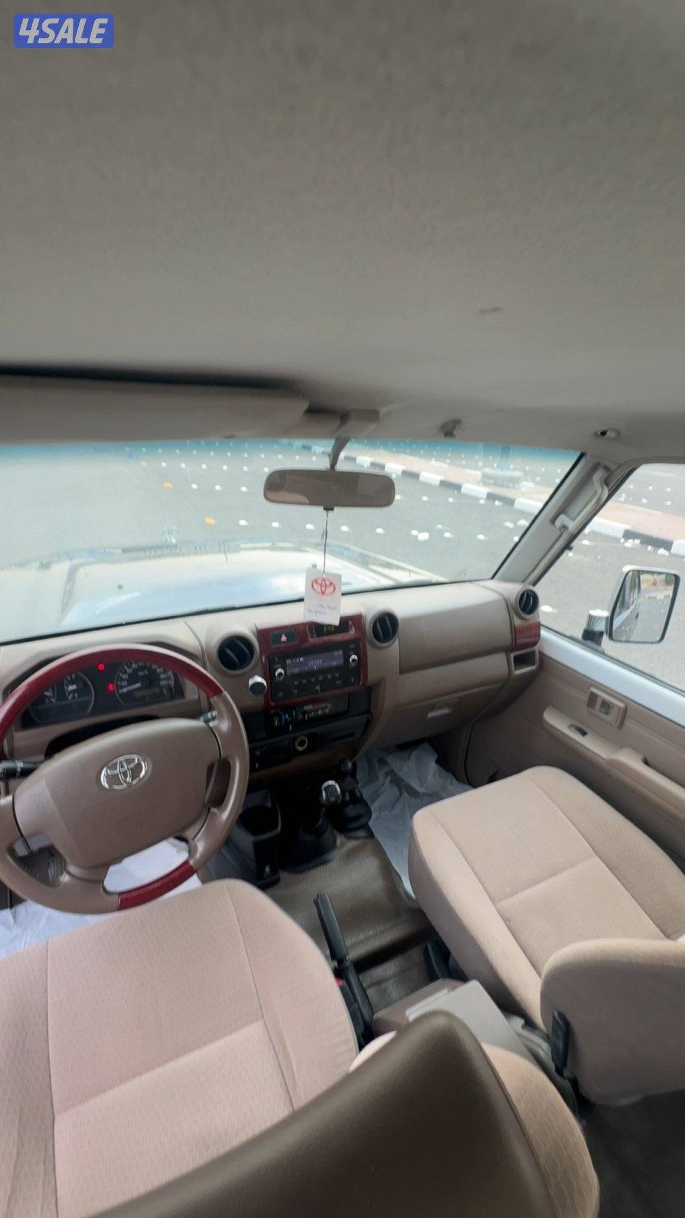 ربع تويوتا ٢٠١٩ وارد الساير ماشي ١١٧ الف6