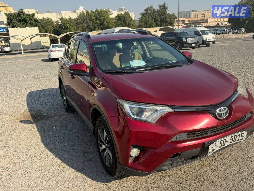 سياره راف فور 2018 بحاله ممتازه صبغ الوكالة شرط الفحص3