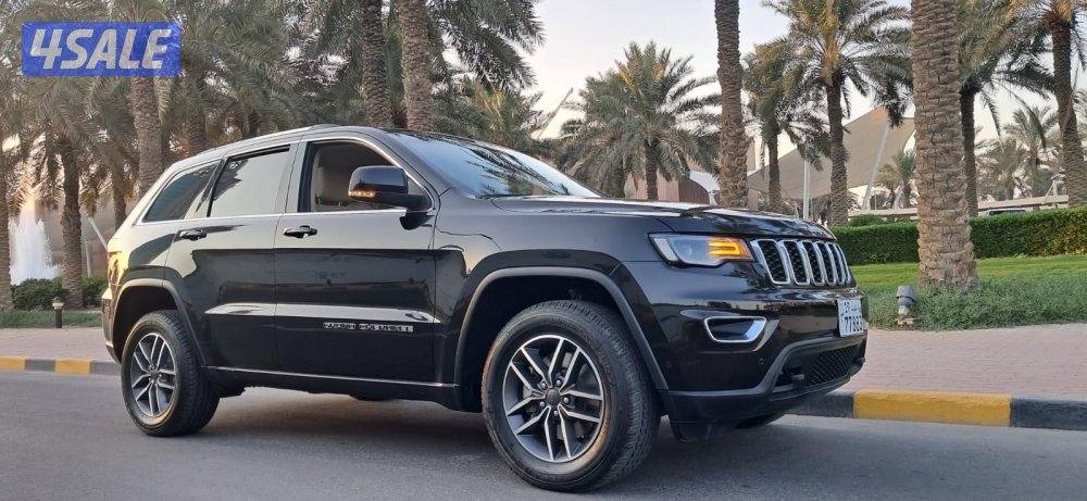 جيب جراند شيروكي لاريدو موديل 20215