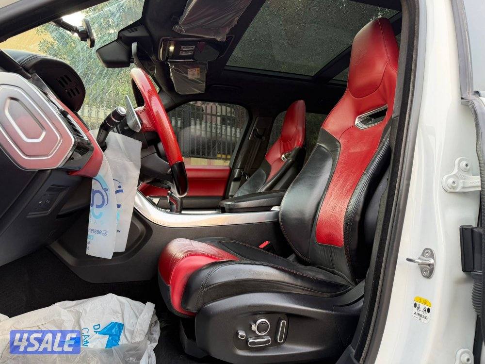 للبيع لاندروفر SVR موديل 20185