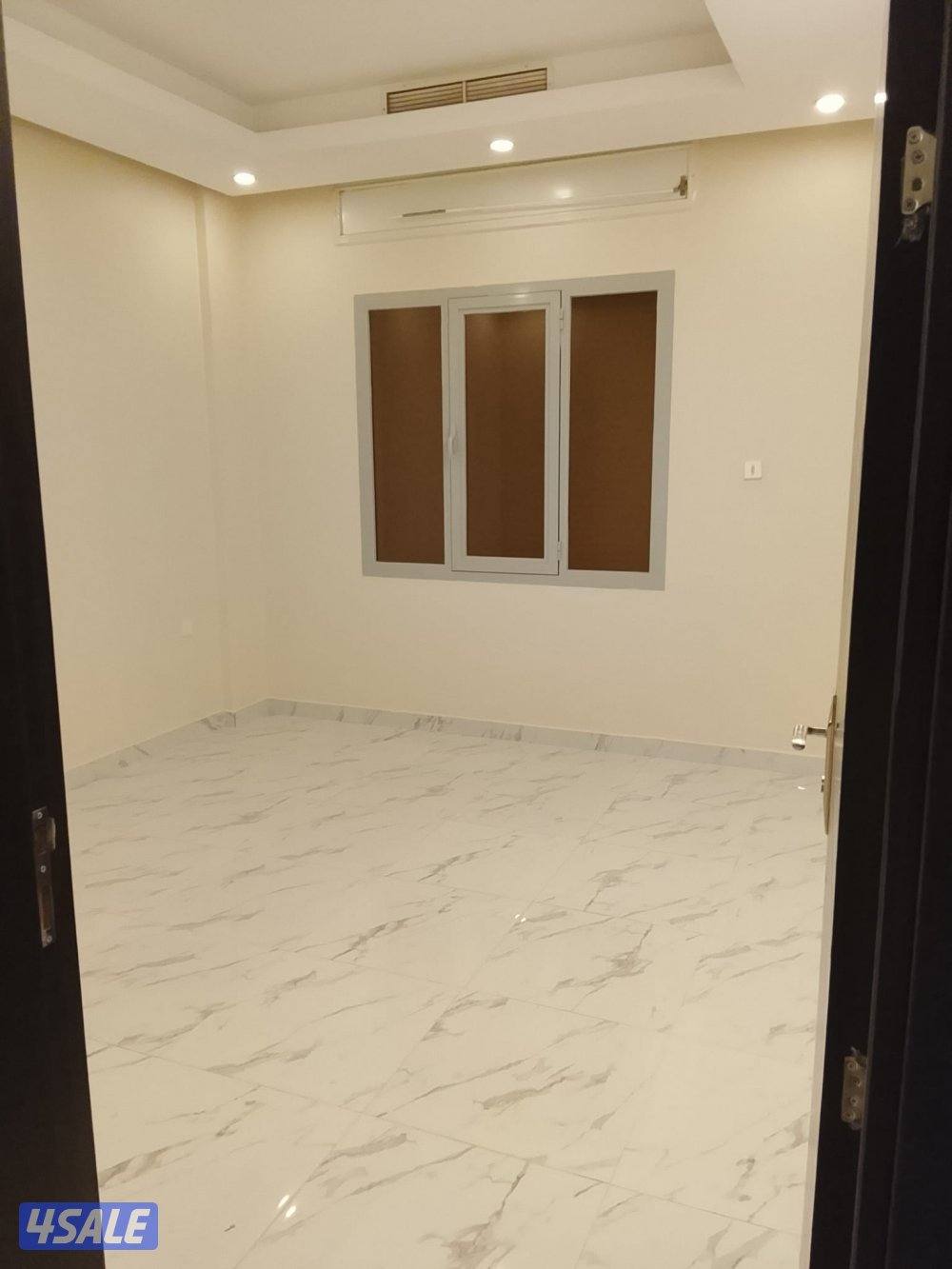 للايجار شقق بالسلام والشهداء والزهراء والرميثيه10