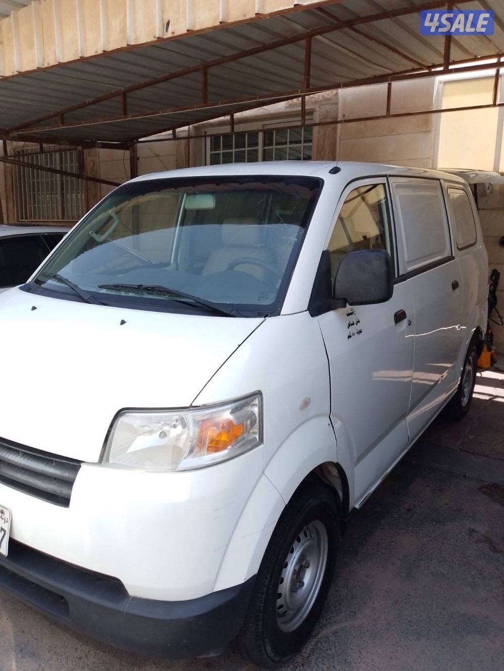 للبيع باص مقفل سوزوكي1