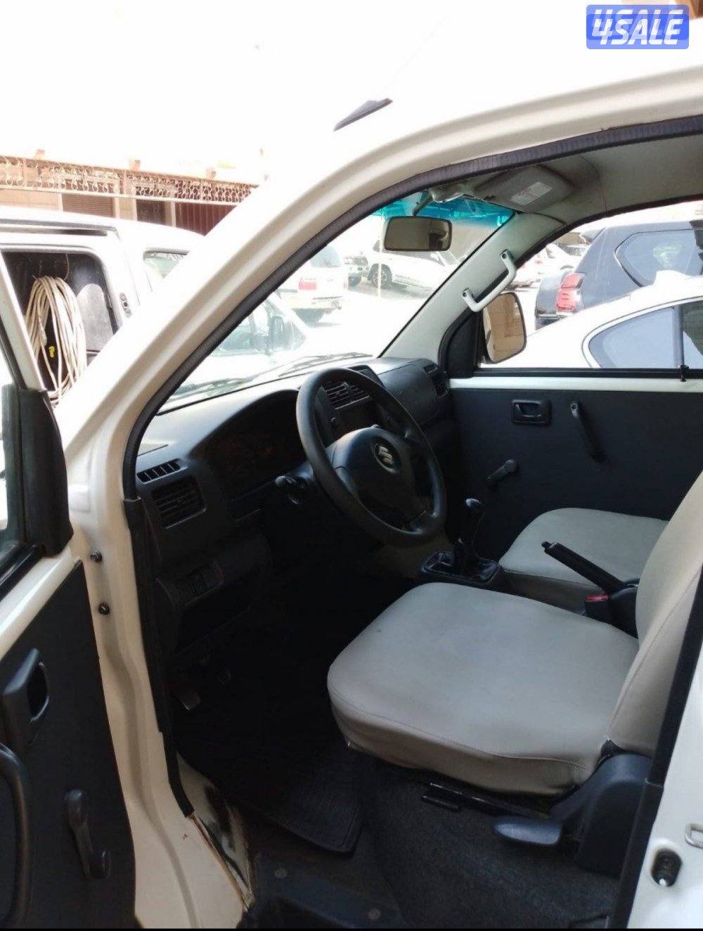 للبيع باص مقفل سوزوكي5