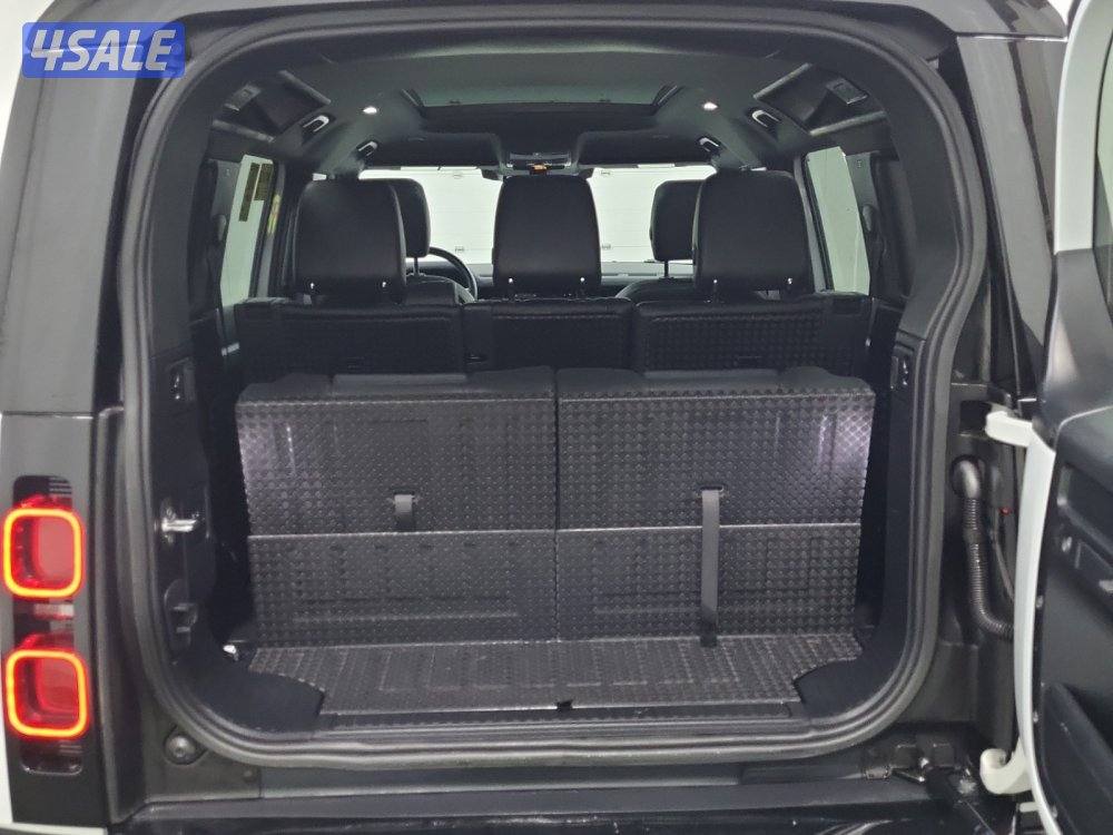 2023 LAND ROVER DEFENDER 110 X-DYNAMIC SE 4X410