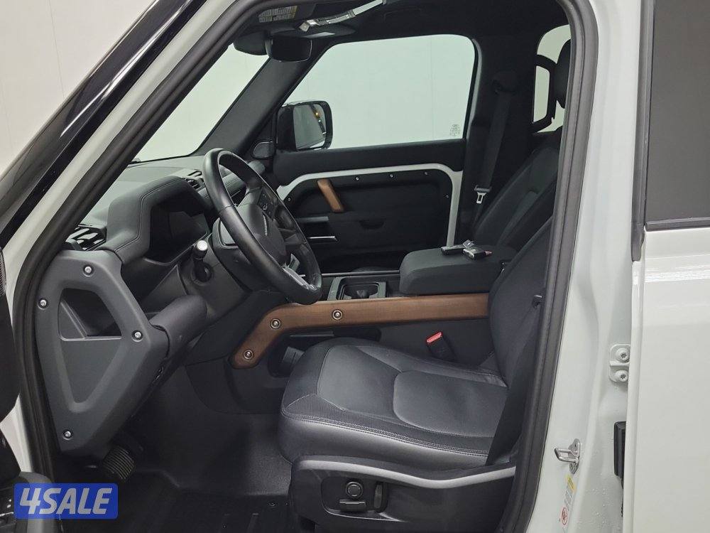 2023 LAND ROVER DEFENDER 110 X-DYNAMIC SE 4X411