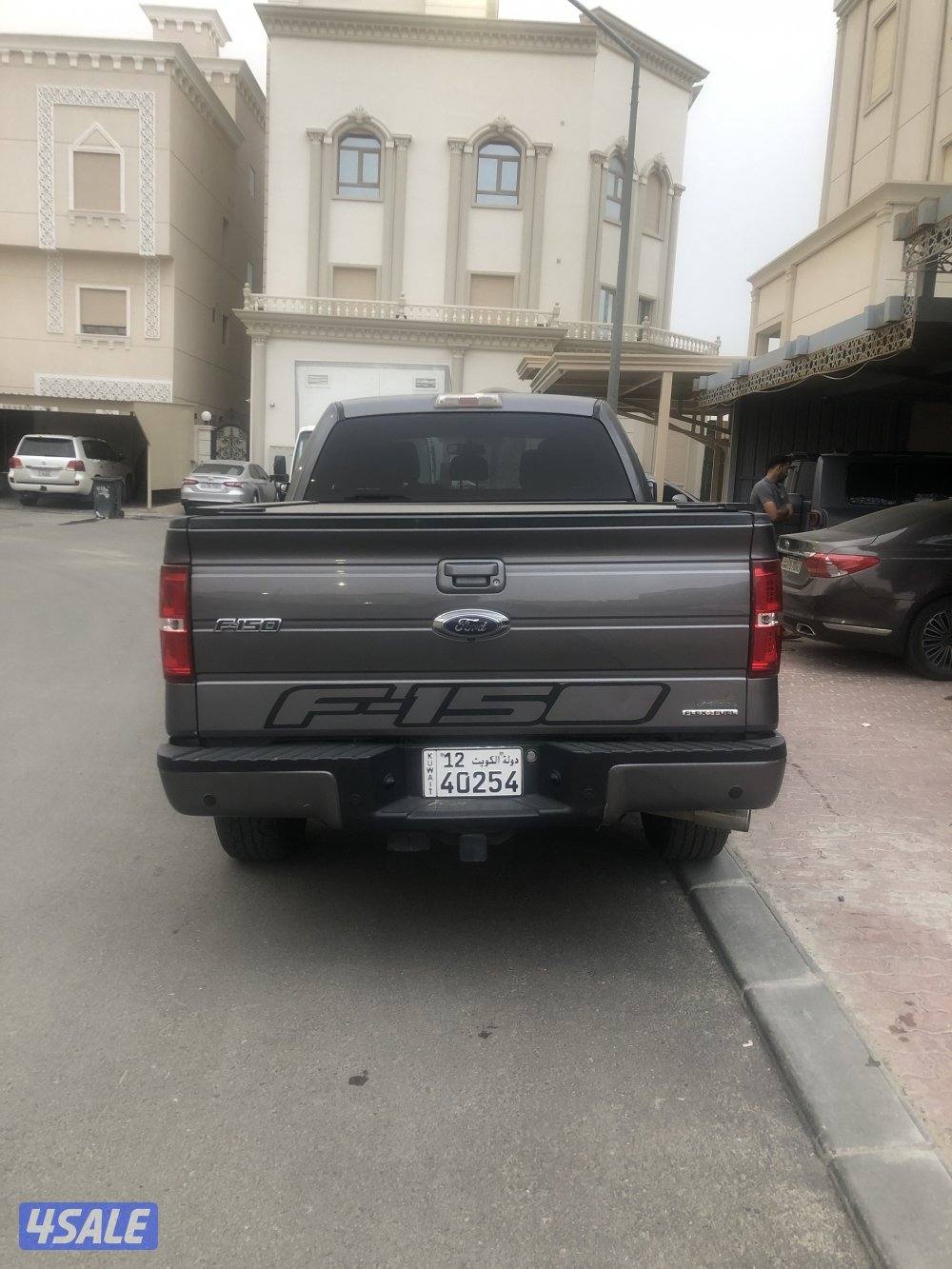 ‎  للبيع ونيت صدر ونص موديل 2013 دبل قير وارد الوزان قير مكينه شاصي18