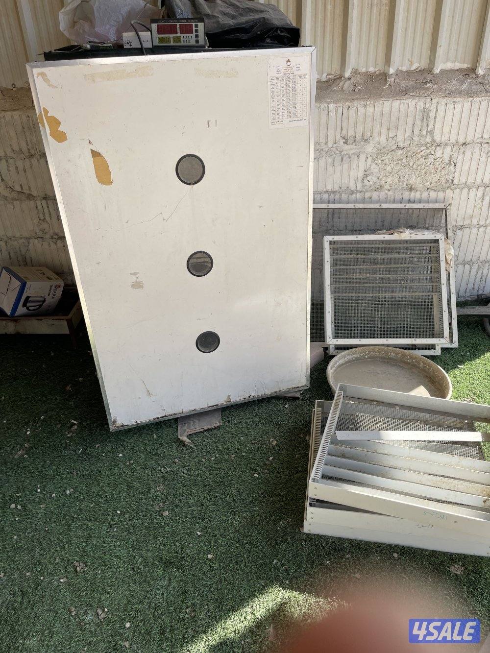 للبيع ٤ فغاسات  ٢ خربانين و٢  صينيات شقالين3