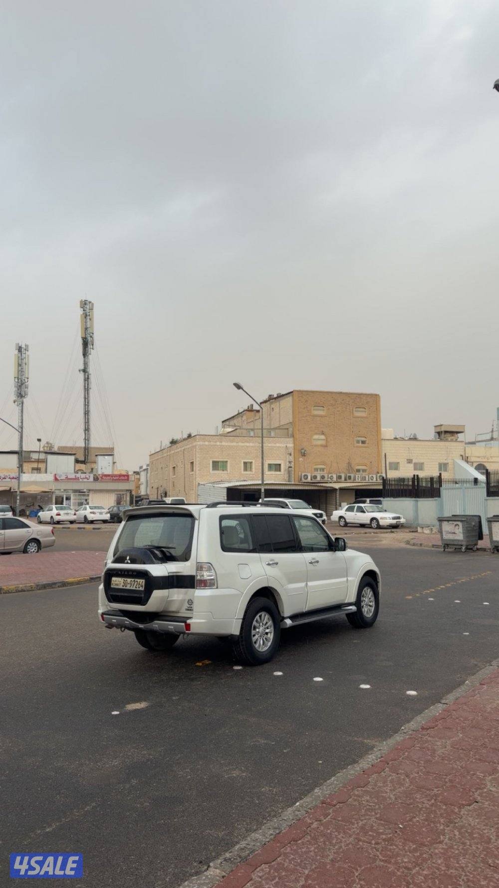 للبيع باجيرو ٢٠١٥ صبغ وكاله بل كامل1