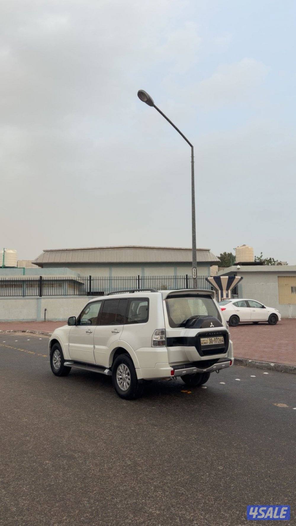 للبيع باجيرو ٢٠١٥ صبغ وكاله بل كامل3