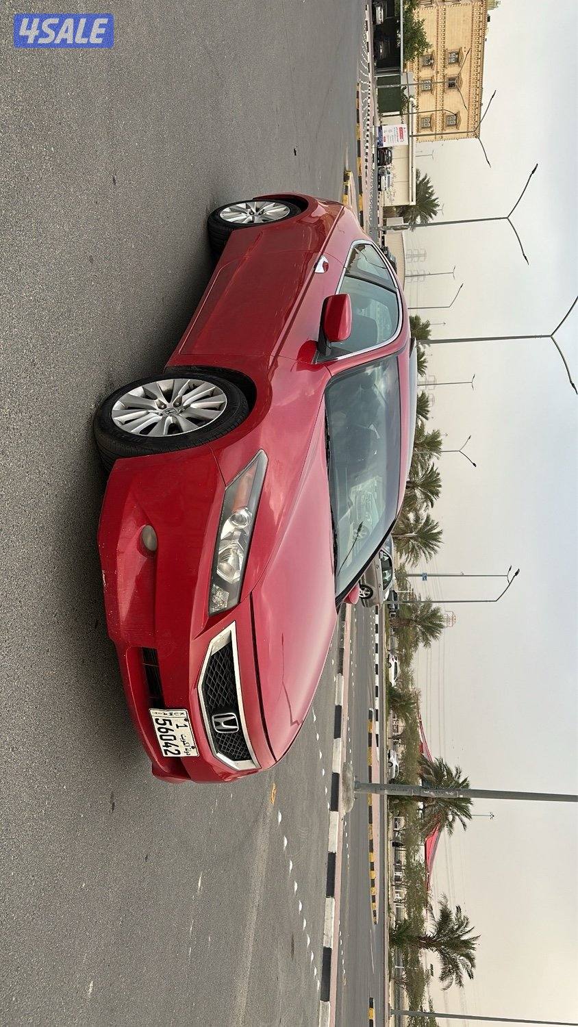 للبيع اكورد2009  بحالة نادره 6V عداد : 127k.m2