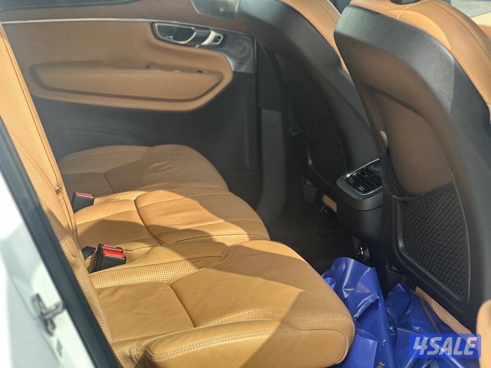 للبيع فولفو XC90 ماشي ١٤٥ الف كيلو5