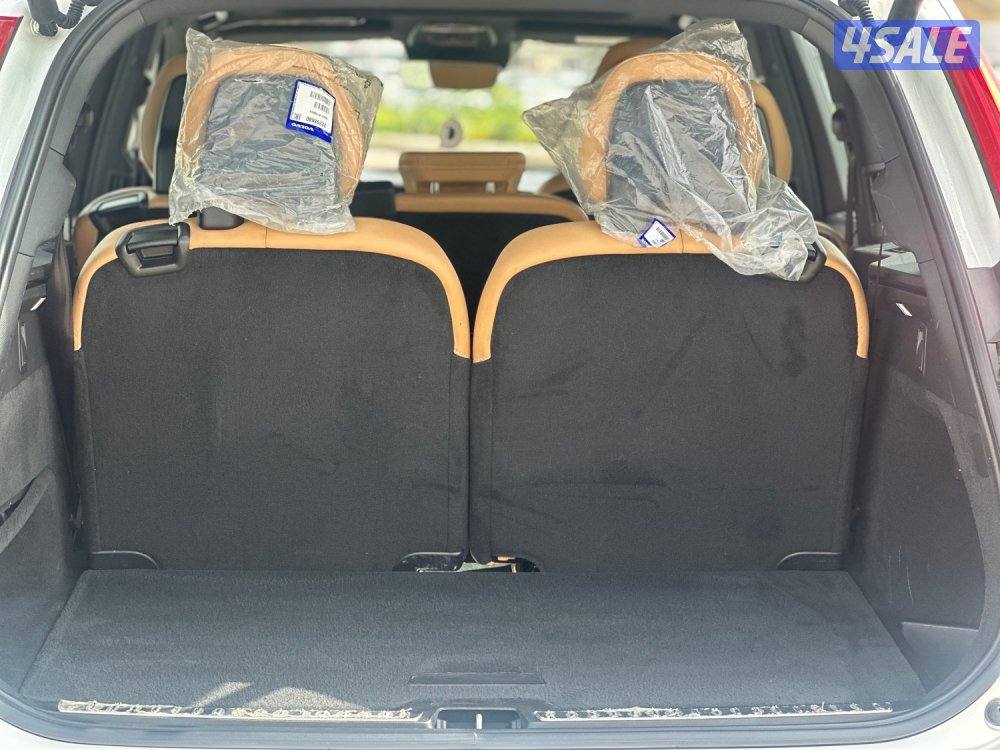 للبيع فولفو XC90 ماشي ١٤٥ الف كيلو6