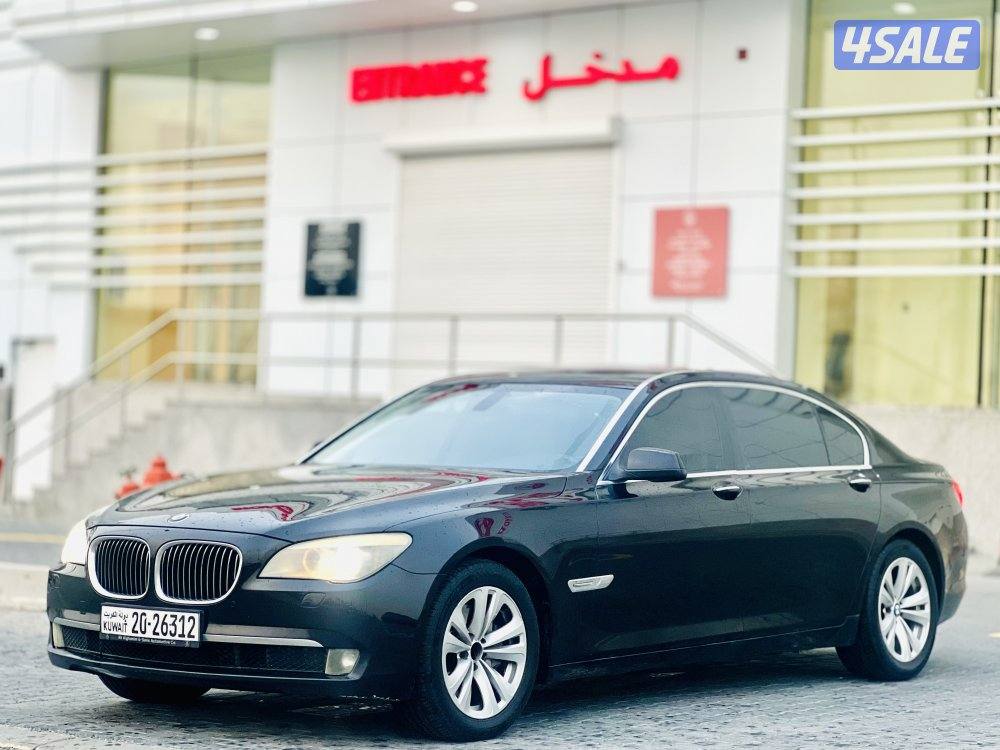 بي ام 730 I0
