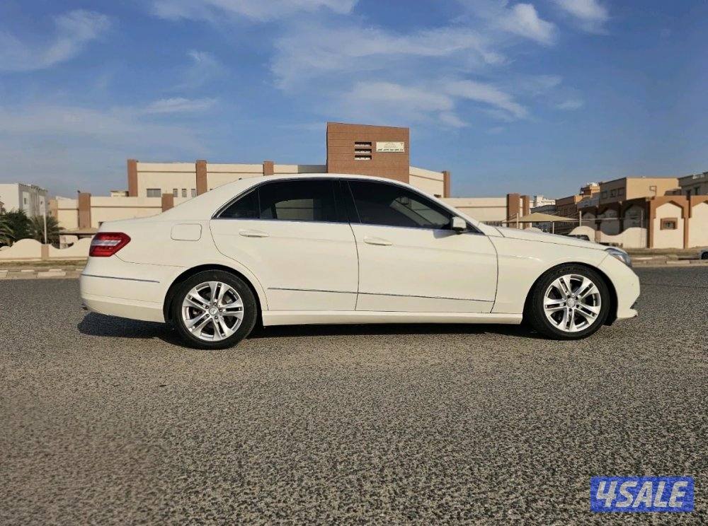 مرسيدس E300 موديل 2011 وارد الخليج2
