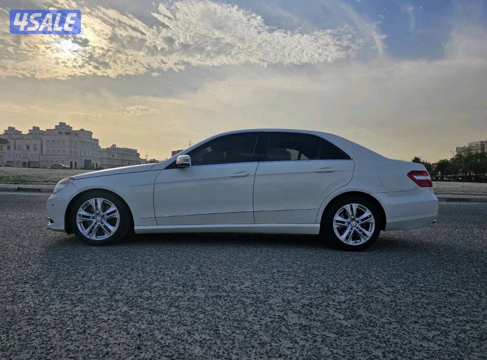 مرسيدس E300 موديل 2011 وارد الخليج3