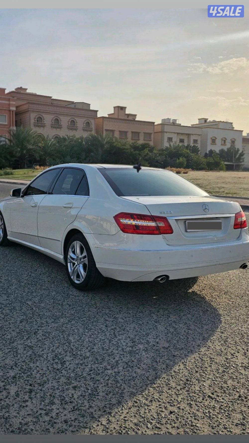 مرسيدس E300 موديل 2011 وارد الخليج5