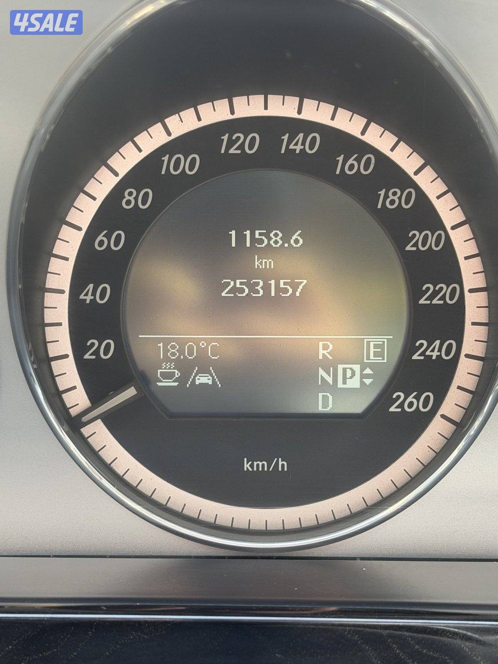 مرسيدس E300 موديل 2011 وارد الخليج13