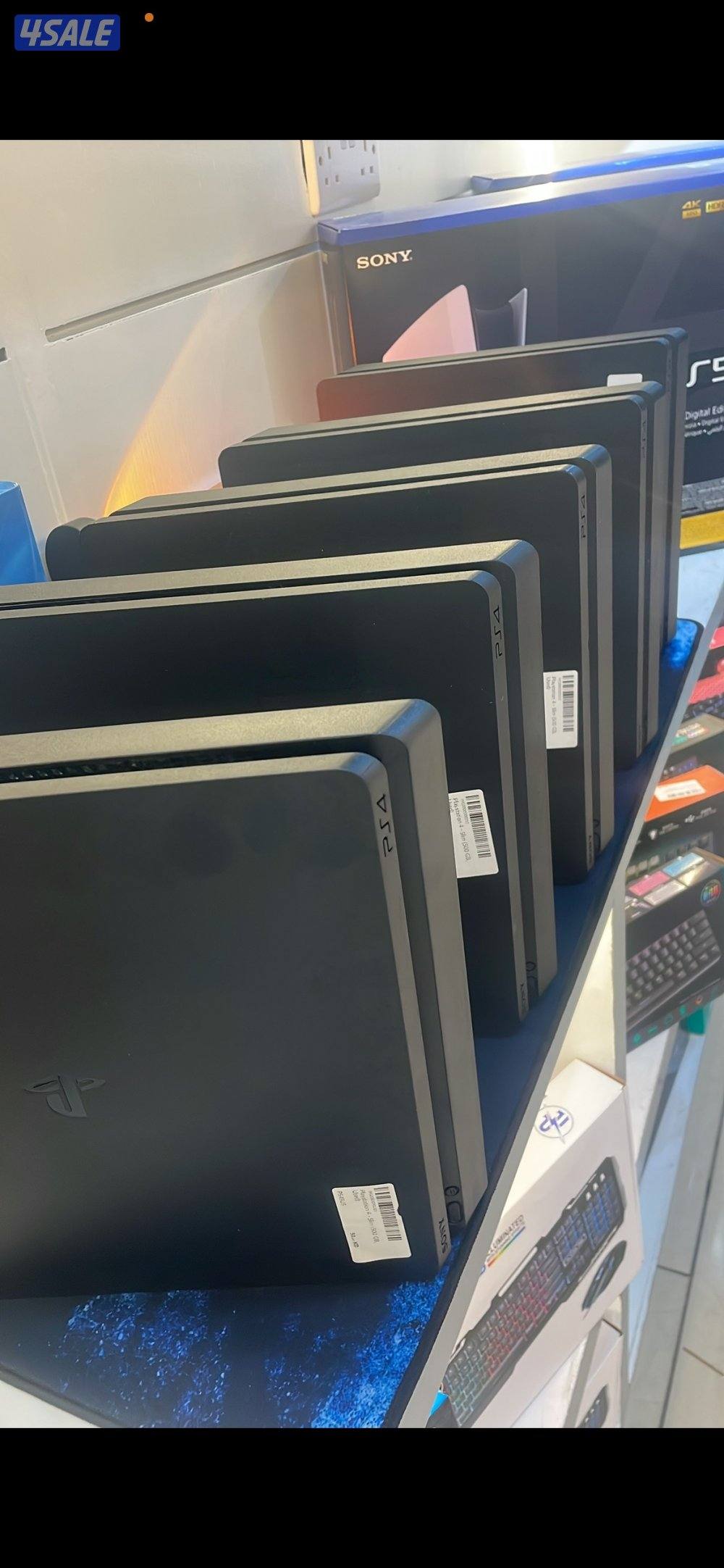 نبيع ونشتري جميع أجهزه البلايستيشن ٤ او ٥ والبي سي بعد بأحسن الأسعار0