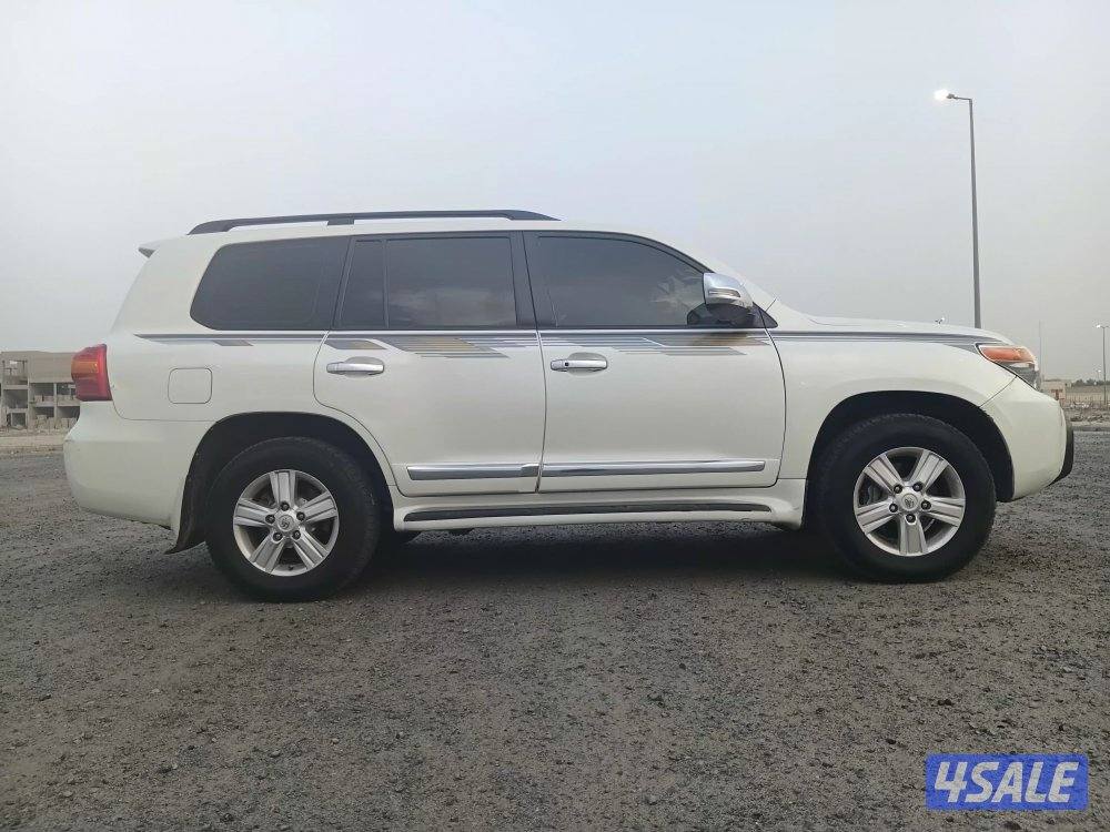 لاند كروزر GX.R V8 ماشي 276 الف وارد الساير شرط الفحص قير مكينة3