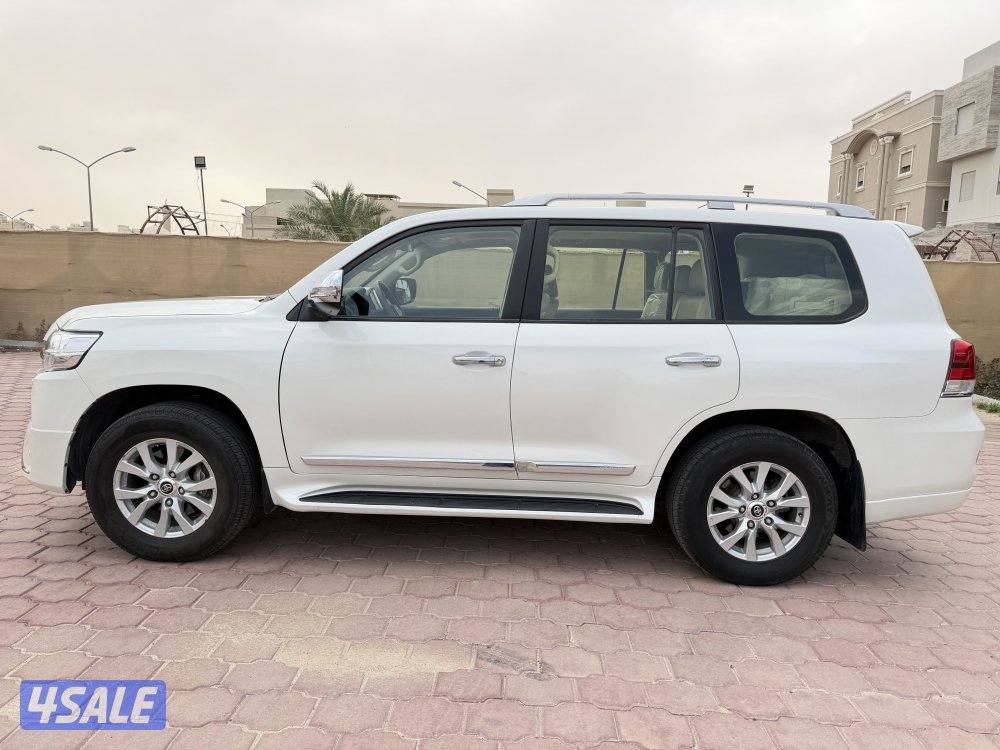 لاند كروزر 2016 شرط الفحص5