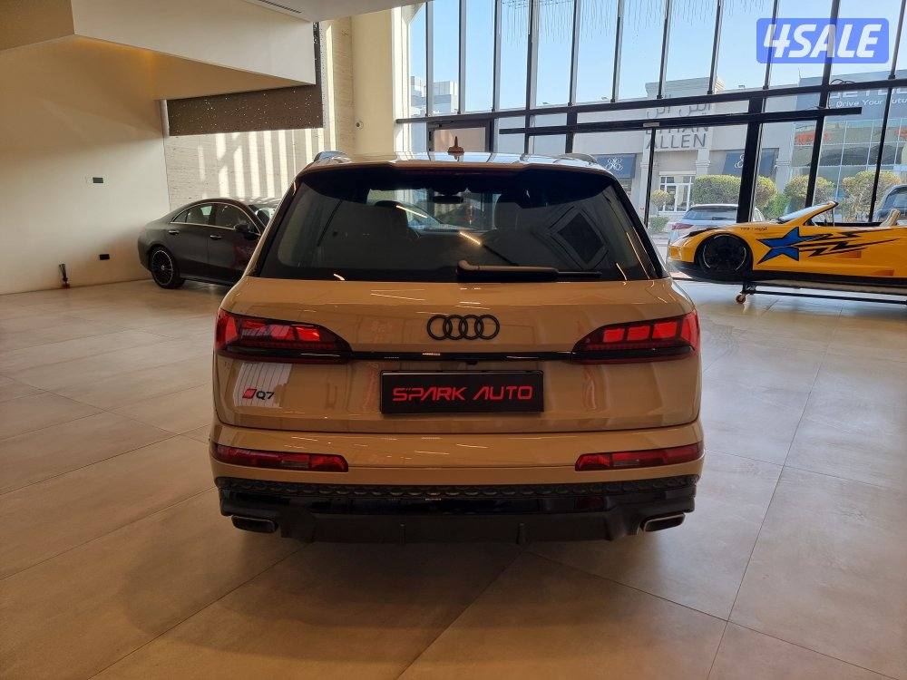 Audi Q7 S-Line4