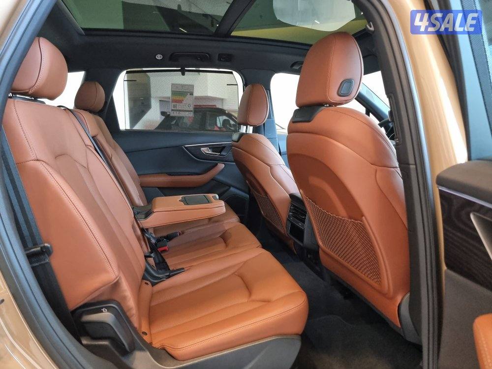 Audi Q7 S-Line11