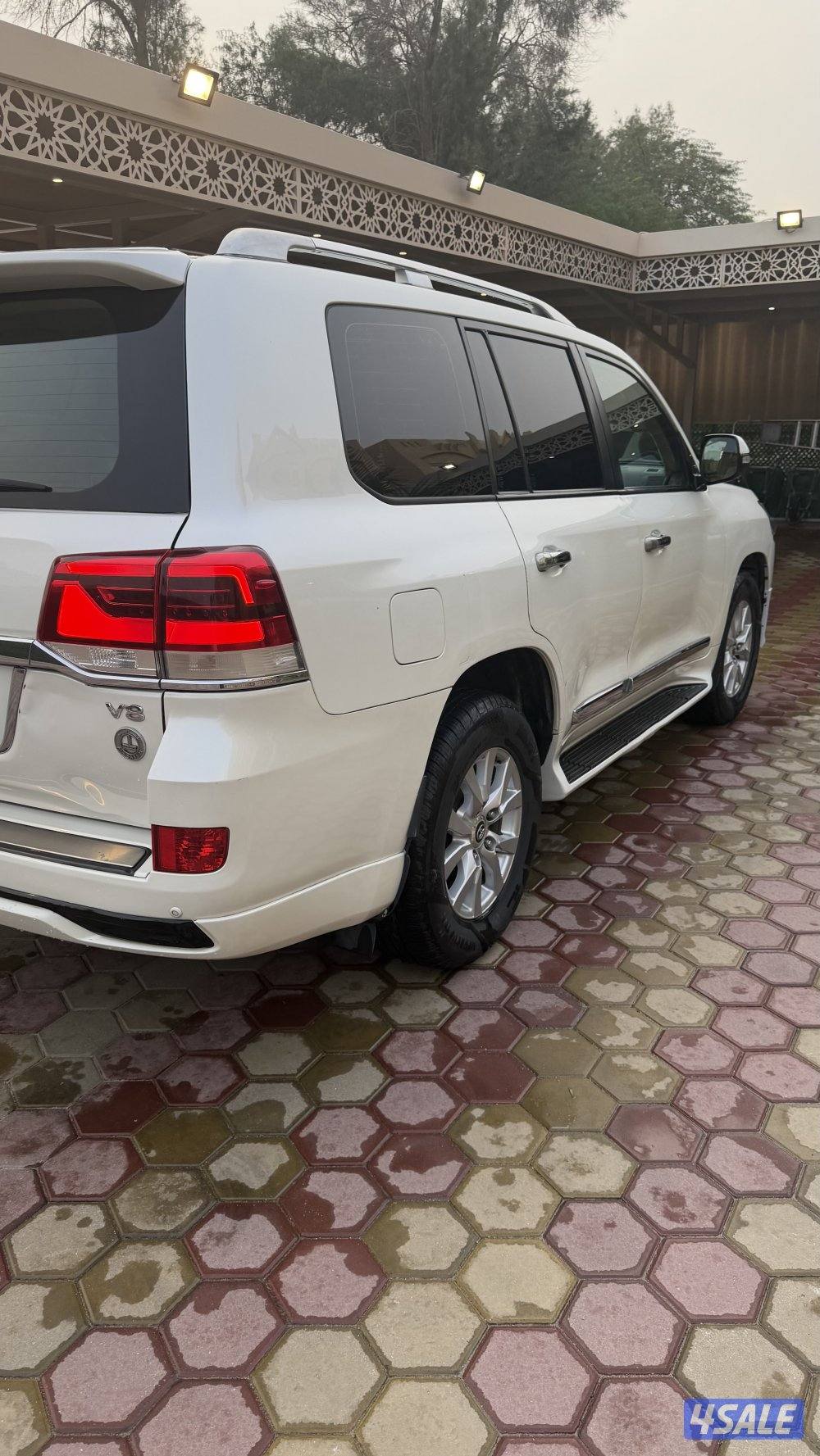 لاند كروزر 2018 GXR3