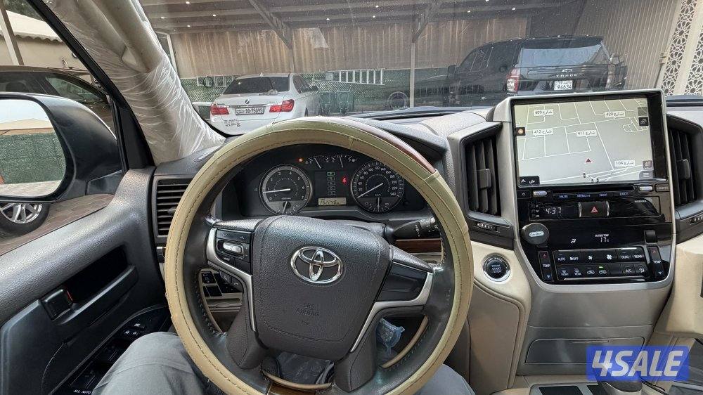 لاند كروزر 2018 GXR10