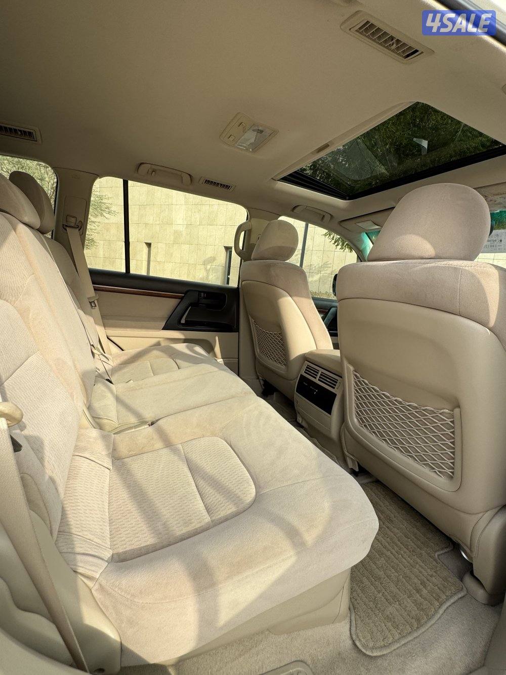 تويوتا لاندكروزر 201811