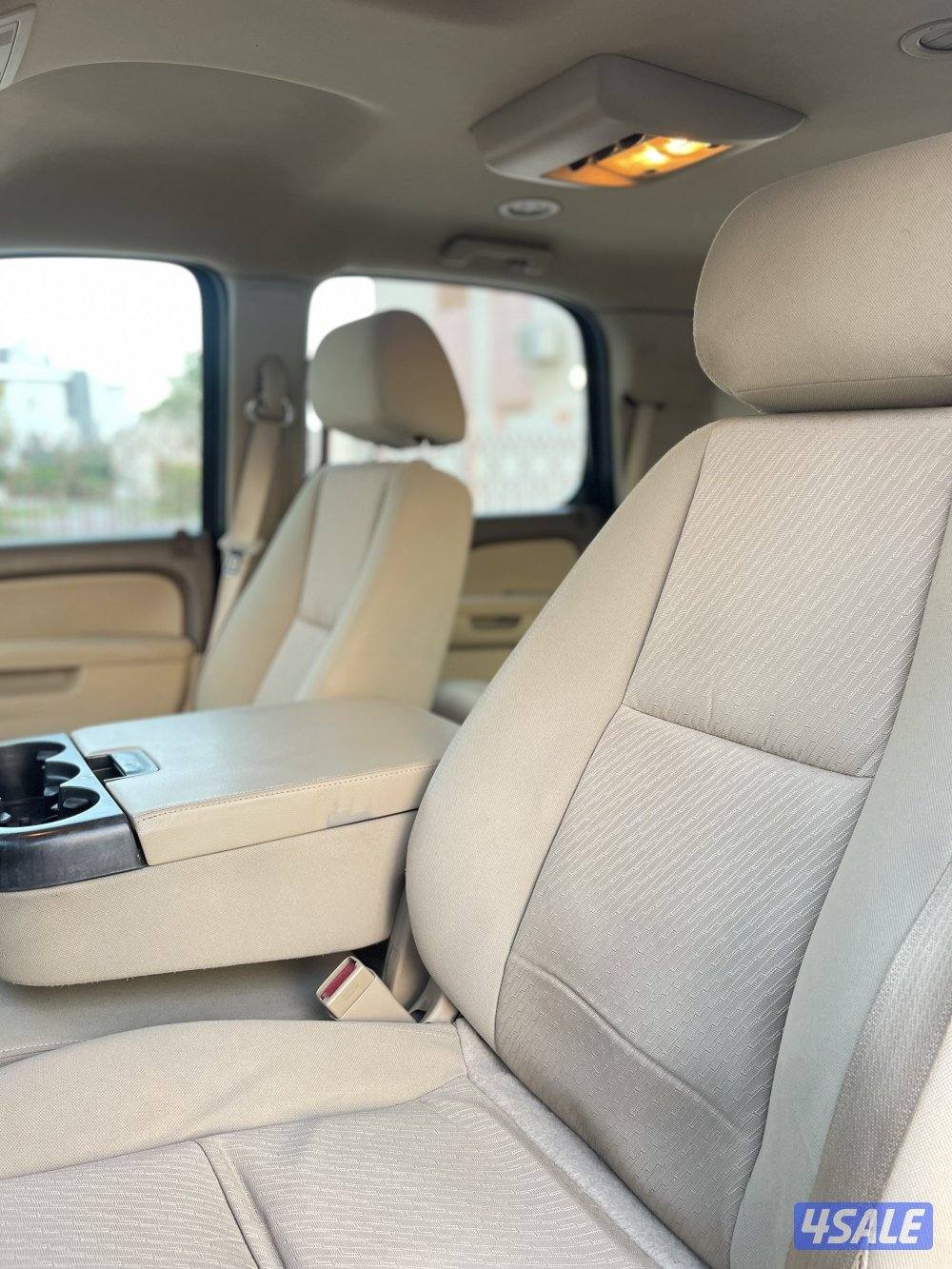 للبيع تاهو موديل 2012 دبل قير كامل المواصفات شرط الفحص7