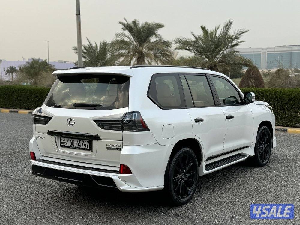 لكزس LX570 موديل 2020 صبغ الوكاله بحاله الوكاله3