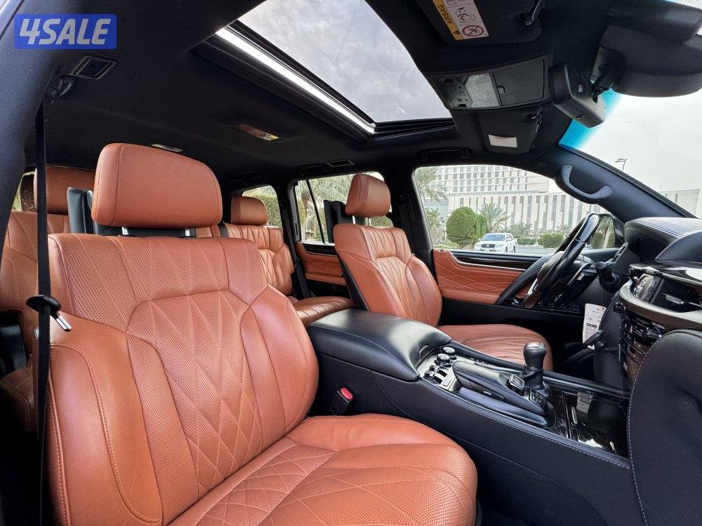 لكزس LX570 موديل 2020 صبغ الوكاله بحاله الوكاله11