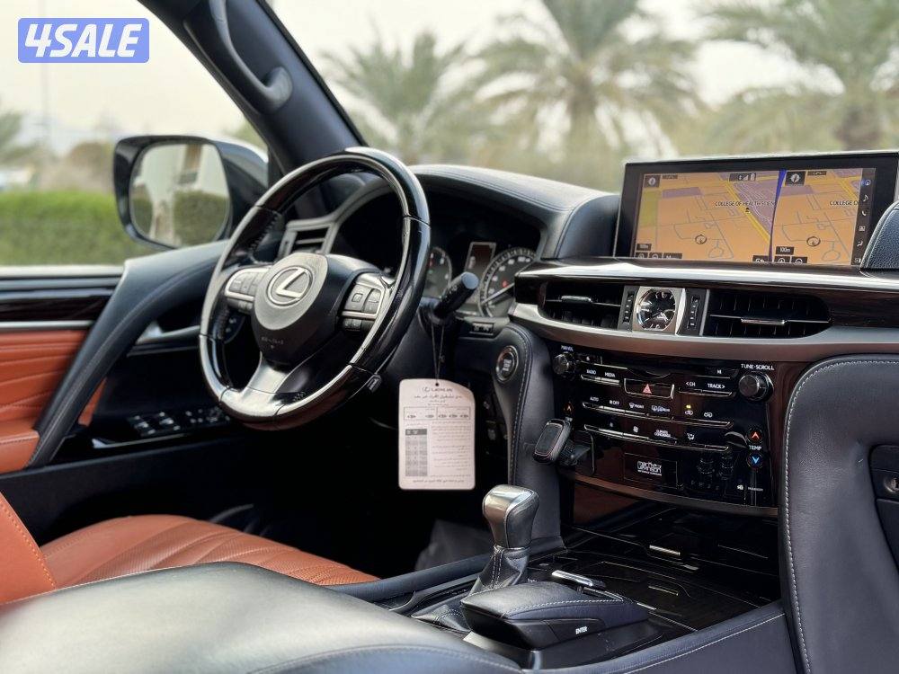 لكزس LX570 موديل 2020 صبغ الوكاله بحاله الوكاله13