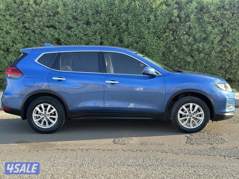 للبيع اكس تريل 20204