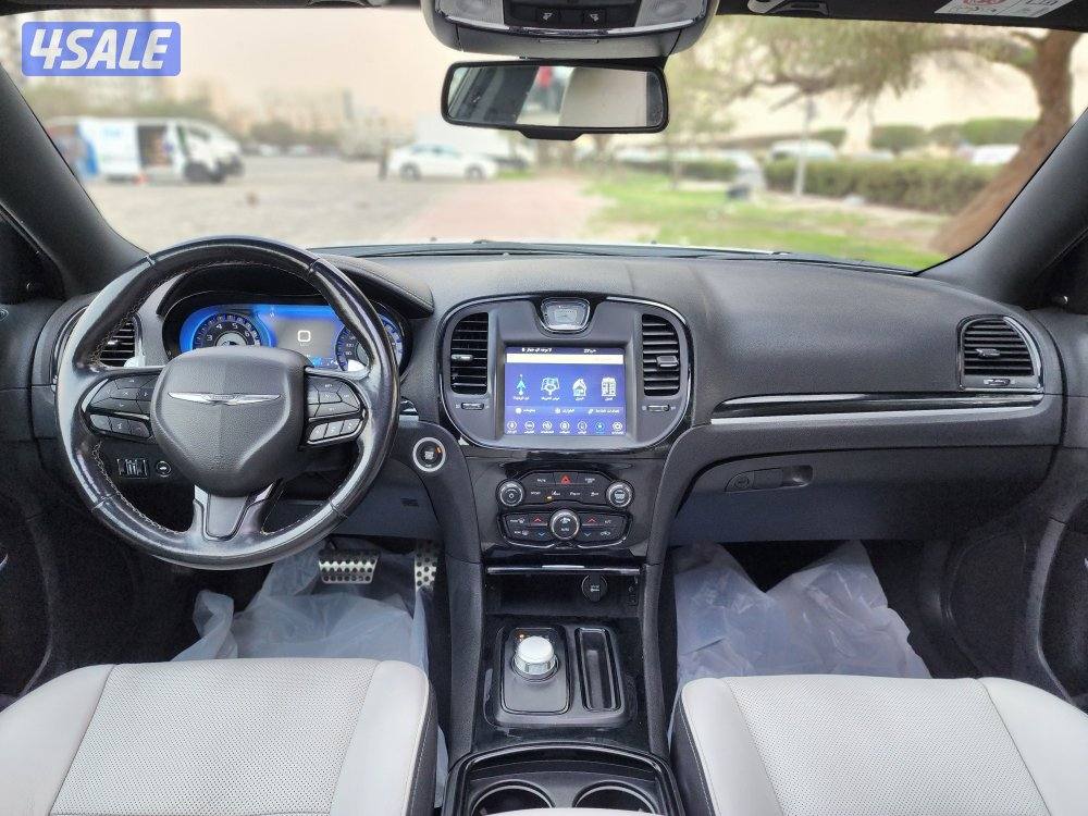 كرايزلر 300S بانوراما عداد ٦٠ ألف سرفس منتظم موديل ٢٠٢١ شرط الفحص7