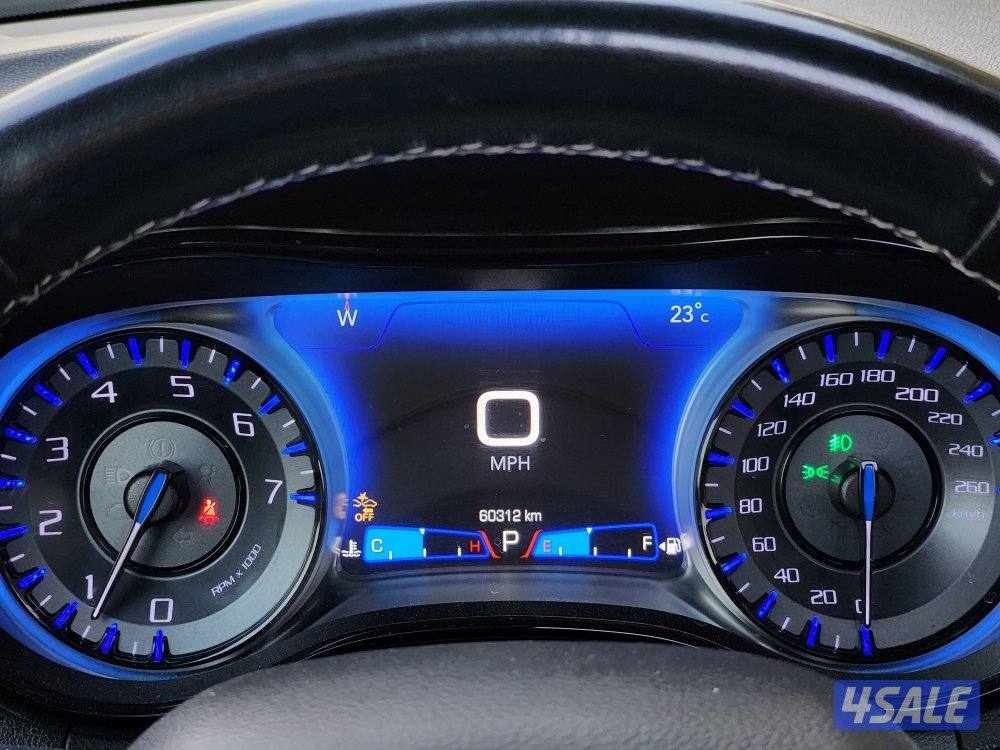 كرايزلر 300S بانوراما عداد ٦٠ ألف سرفس منتظم موديل ٢٠٢١ شرط الفحص10