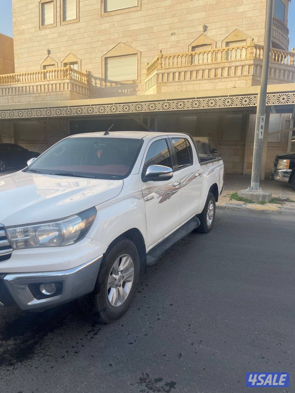 للبيع هايلكس موديل 20164