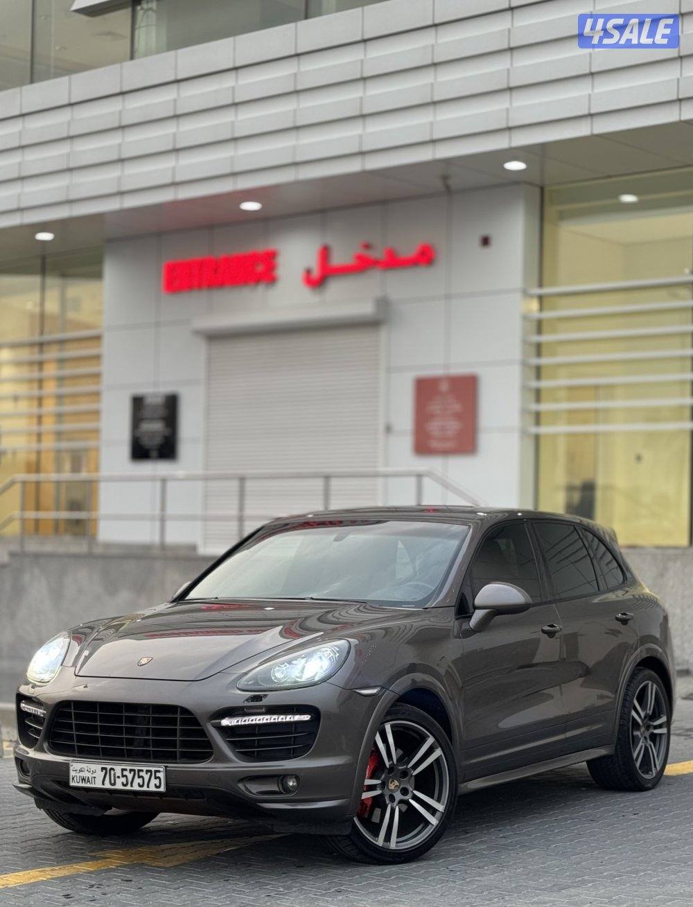 للبيع بورش كايين GTS موديل 20140