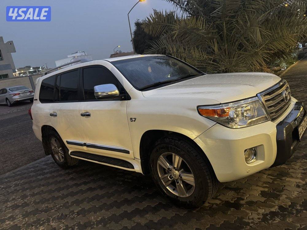 لاند كروزر vxr 20151