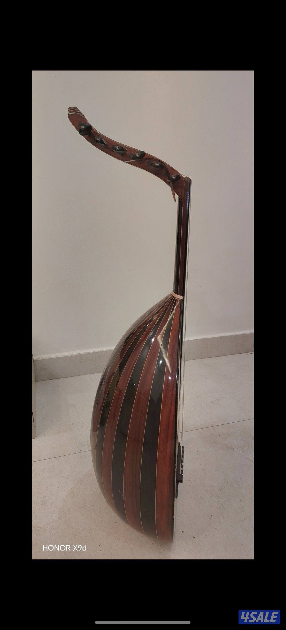 للبيع عود مصري شاريه بمصر من جوهرة الفن0