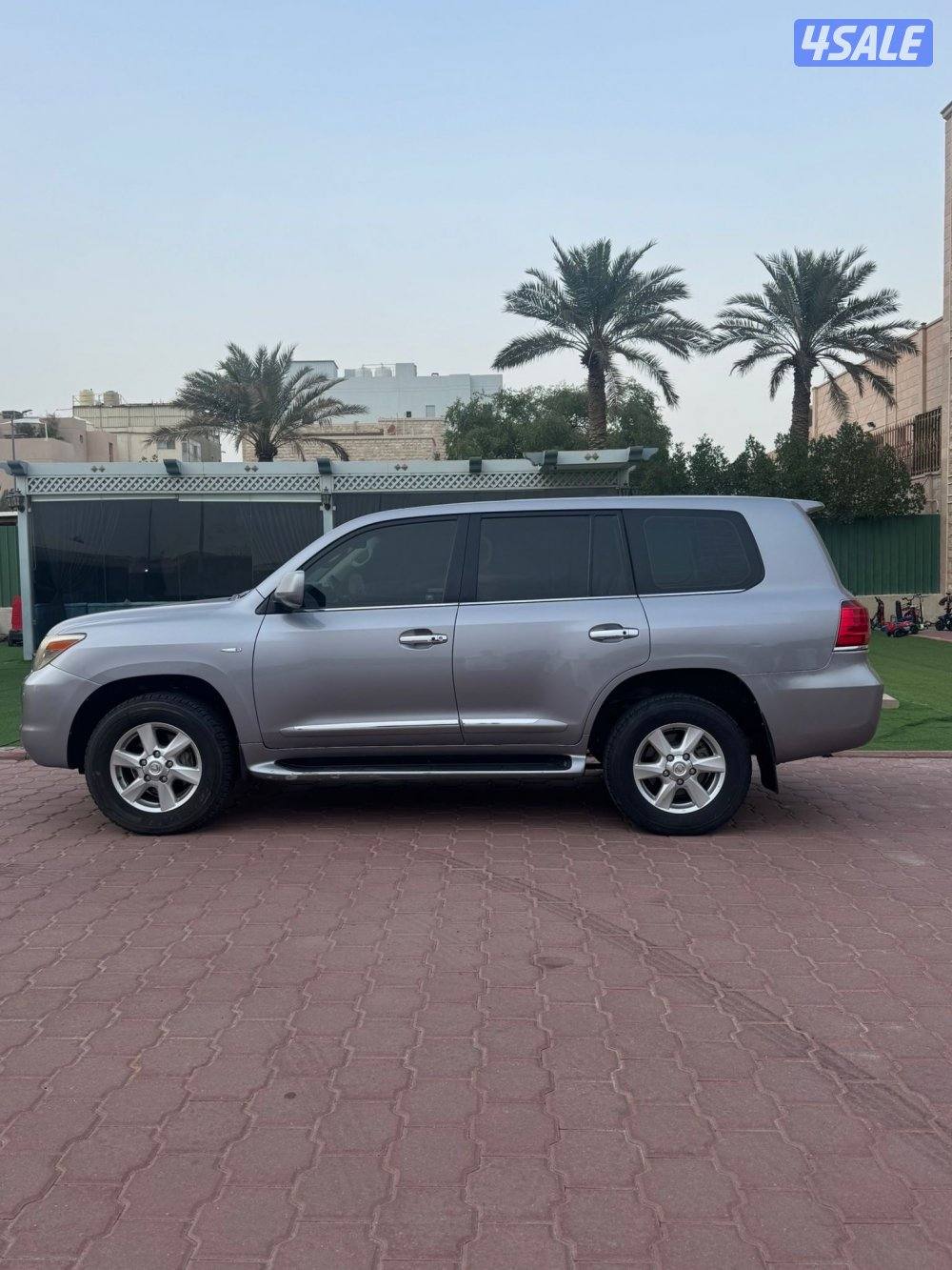 جيب لكزس ٢٠٠٨ ماشي ٣٠٢0