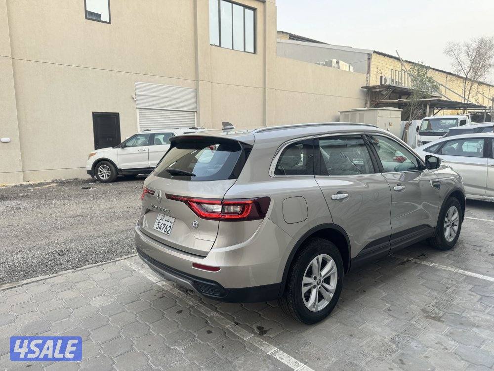 للبيع رينو كوليوس موديل 2021 بحالة الوكاله4