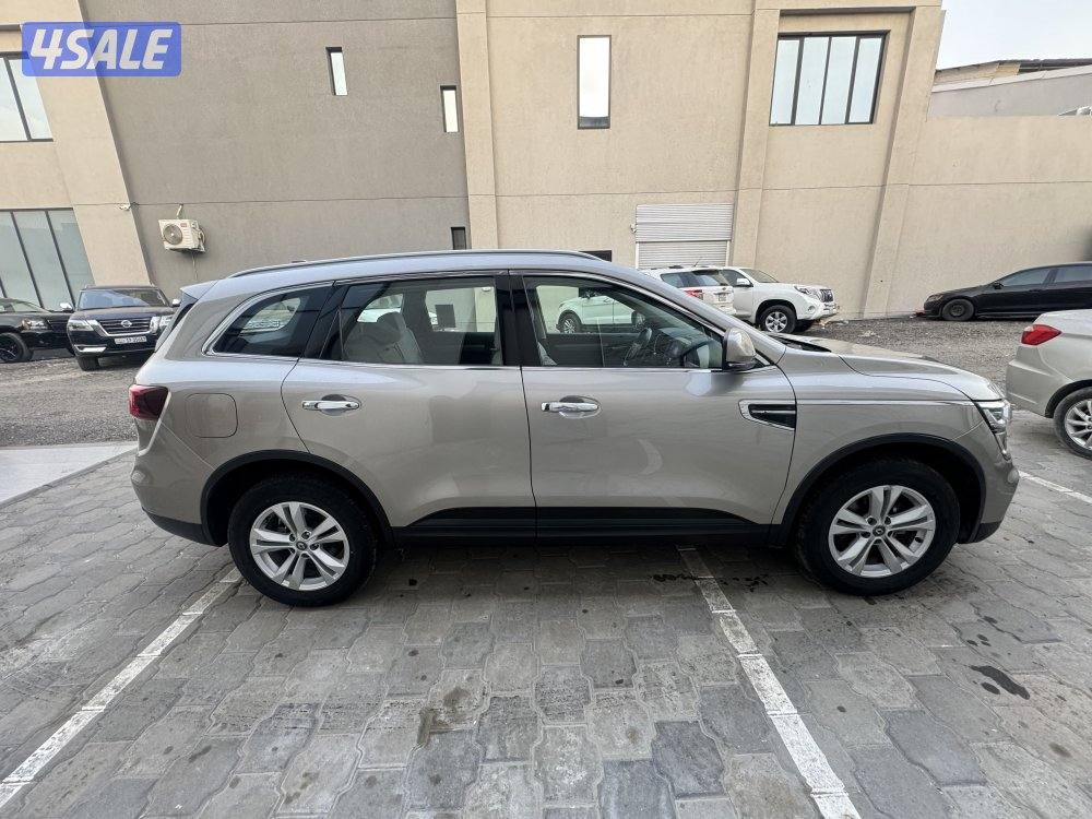 للبيع رينو كوليوس موديل 2021 بحالة الوكاله5