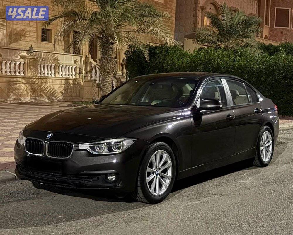 بي ام 318i (بحالة الوكالة)0