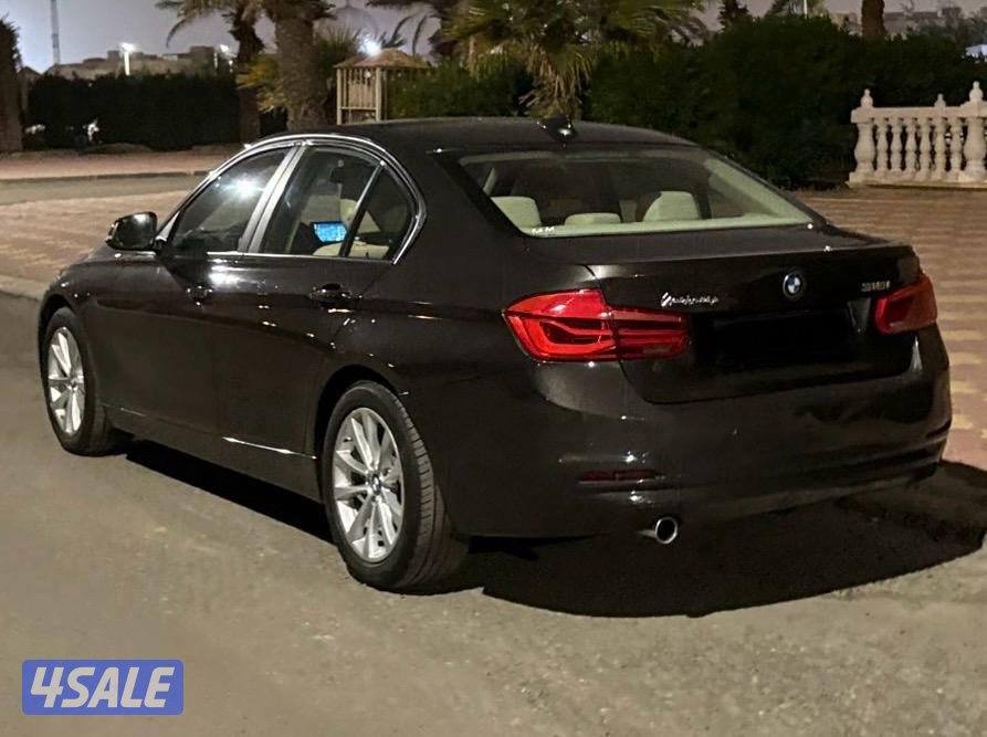 بي ام 318i (بحالة الوكالة)1