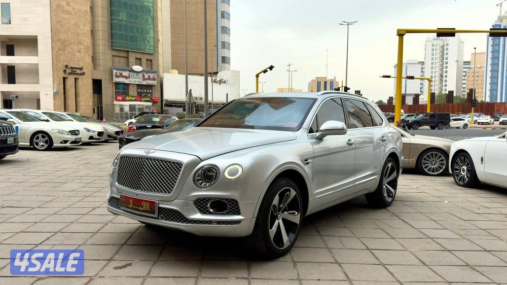 بنتلي بنتايجا V,12/ موديل 2017/ عداد 96 ألف/ فل أبشن1