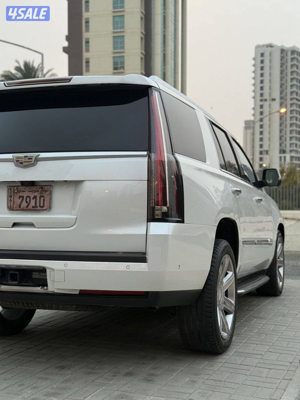 🔺كاديلاك اسكاليد بريميوم 2017الدرجه الاولى 🔺9